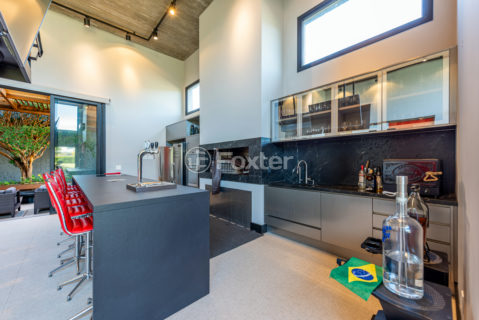Image 35 - 1014373