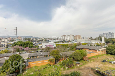Image 21 - 1014379