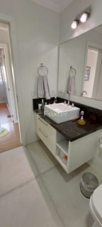 Image 41 - 1014390