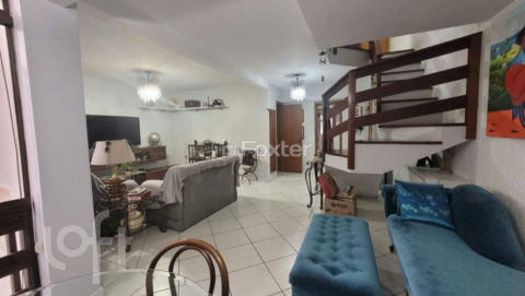 Image 33 - 1014405