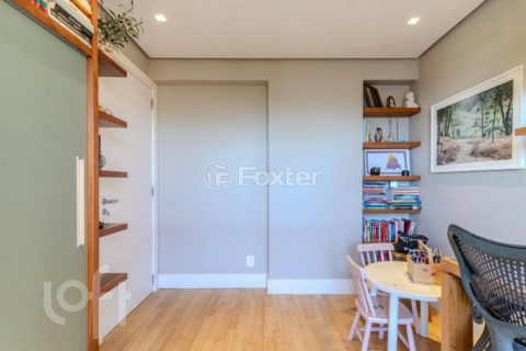 Image 32 - 1014427