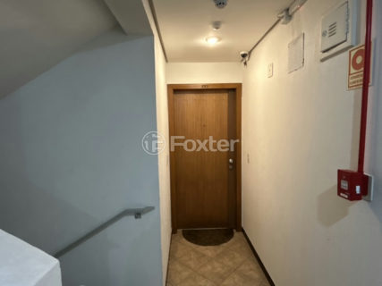 Image 17 - 1014483