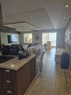 Image 8 - 1014685