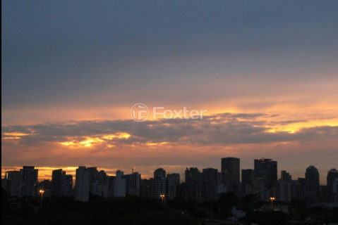 Image 13 - 1014686