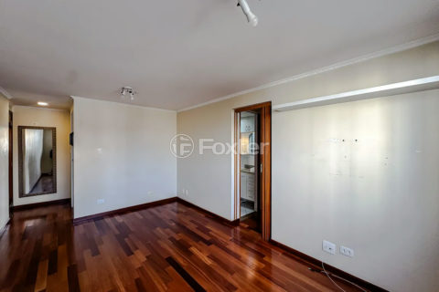 Image 21 - 1014703