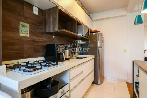 Image 20 - 1014713