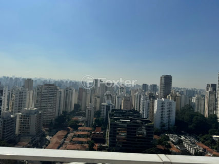 Image 12 - 1014716
