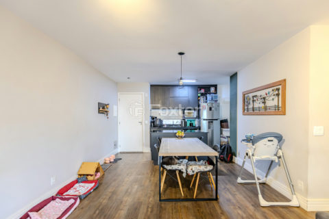 Image 4 - 1014735