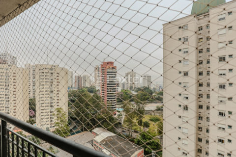 Image 18 - 1014735