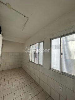Image 2 - 1014811
