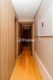 Image 8 - 1014815