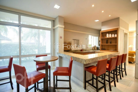 Image 32 - 1014940