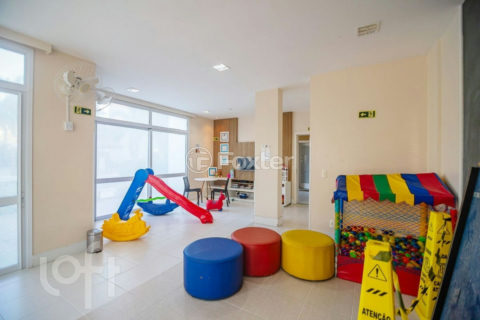 Image 35 - 1014940