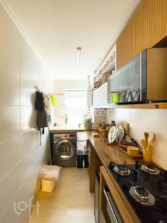 Image 14 - 1014982