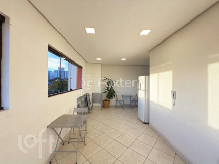 Image 34 - 1014992