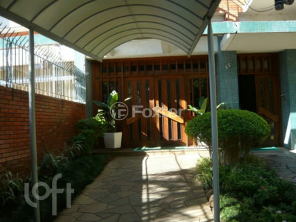 Image 46 - 1015011