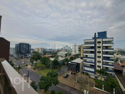 Image 17 - 1015036