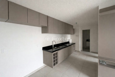 Image 2 - 1015040
