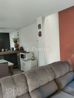 Image 35 - 1015057