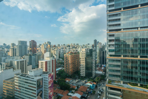Image 4 - 1015082