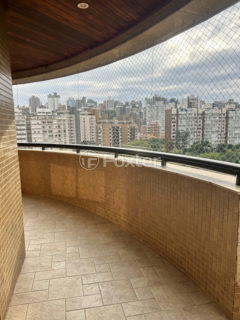 Image 7 - 1015083