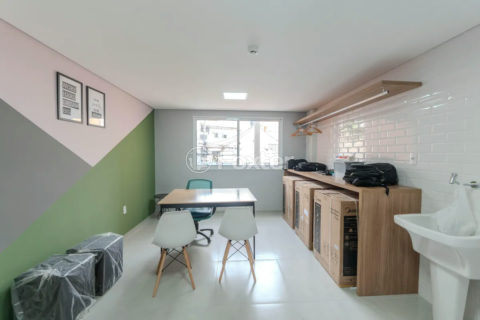 Image 45 - 1015110