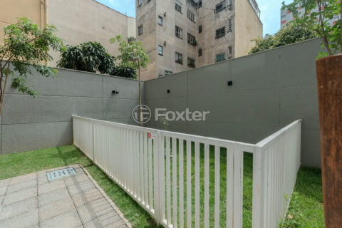 Image 33 - 1015110