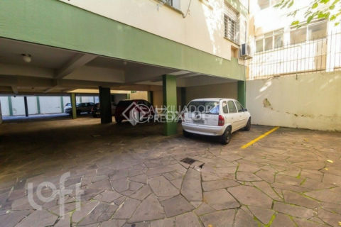 Image 8 - 1015122