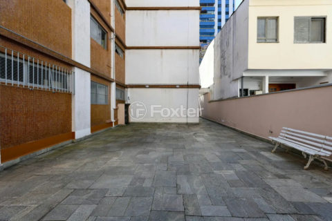 Image 21 - 1015145