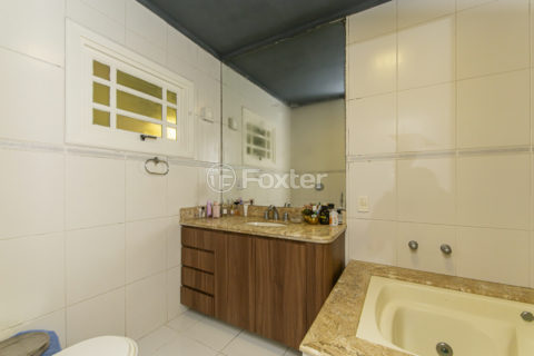 Image 21 - 1015161