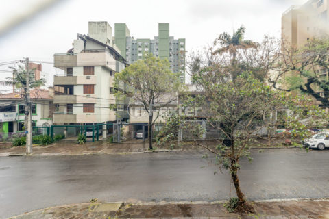 Image 14 - 1015182