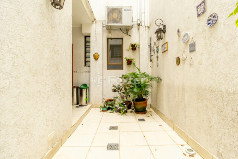 Image 33 - 1015182