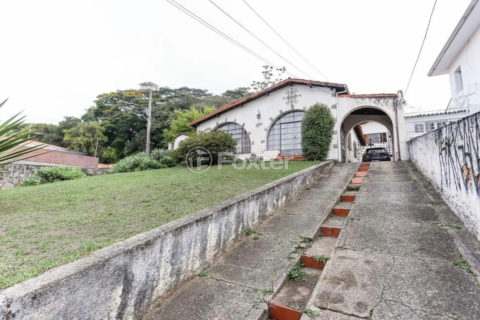 Image 27 - 1015204