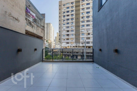 Image 22 - 1015228
