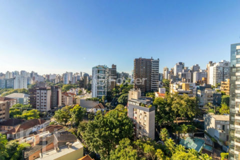 Image 38 - 1015252