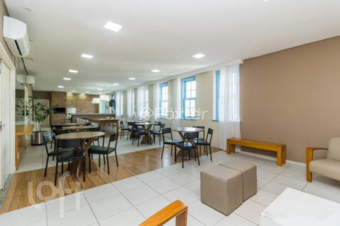 Image 32 - 1015285