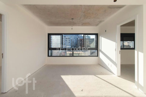 Image 42 - 1015297