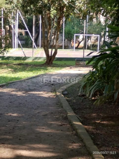 Image 9 - 1015304