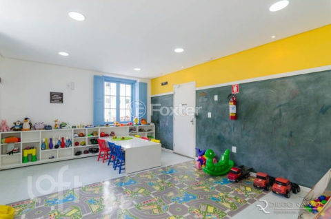 Image 43 - 1015307