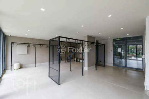 Image 30 - 1015357