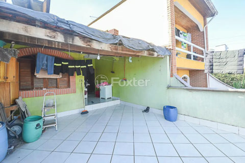 Image 11 - 1015371