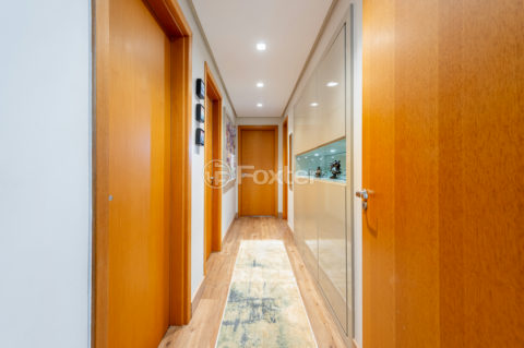 Image 21 - 1015377