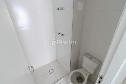 Image 34 - 1015382
