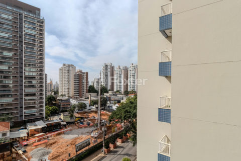 Image 24 - 1015382