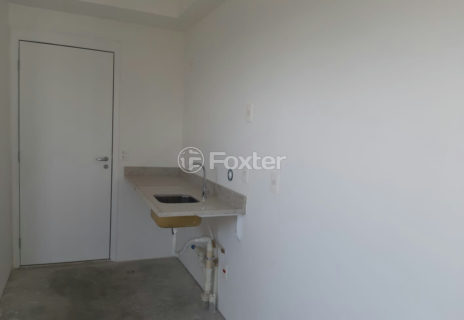 Image 2 - 1015384