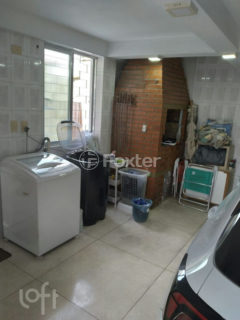 Image 23 - 1015386