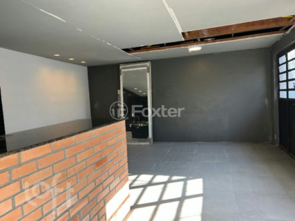 Image 38 - 1015390