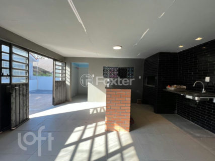 Image 34 - 1015390