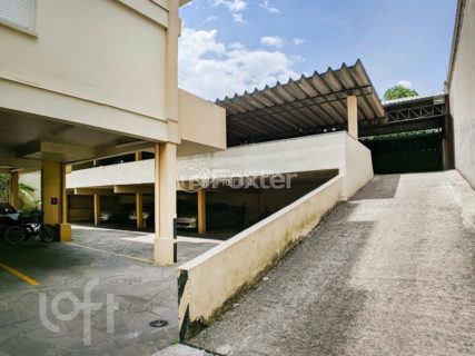 Image 9 - 1015393