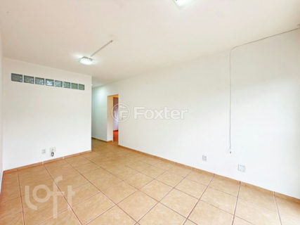 Image 32 - 1015393